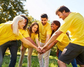 20 Fun Group Bible Games And Icebreakers For Adults