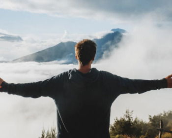 Cómo agradar a Dios: 5 actitudes que alegran al Señor