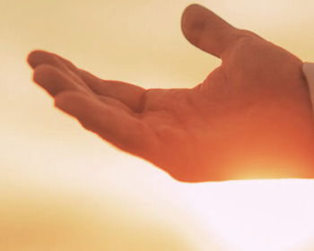 Explicación de Juan 11:25: el que cree en mí aunque esté muerto vivirá (estudio)