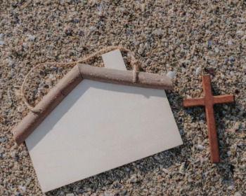 ¿Necesito ir a la iglesia para estar con Dios? (estudio bíblico)