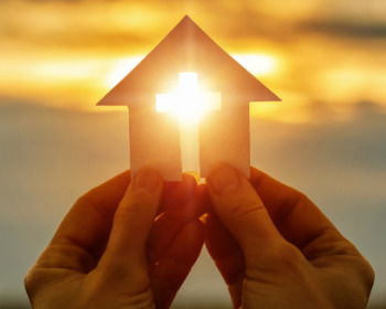 Oración para bendecir una casa: 3 oraciones para la protección de Dios