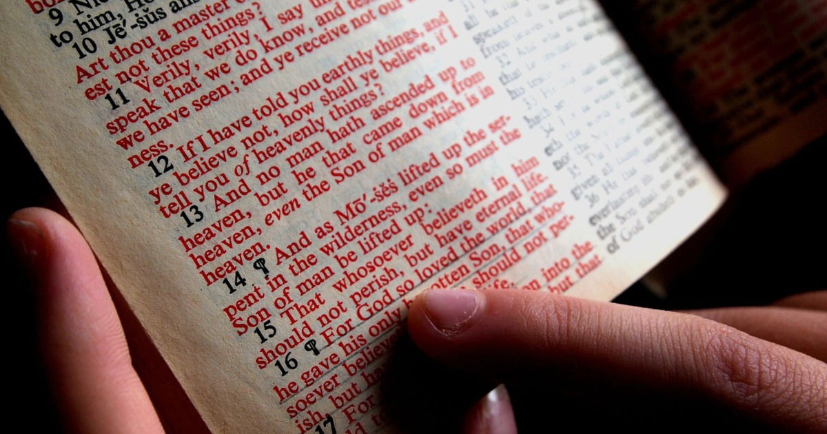 Qué es la Biblia (Qué Significa, Estructura y Resumen) - Enciclopedia  Significados