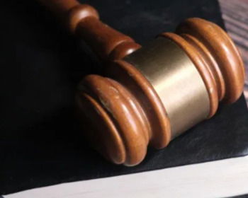 7 versículos sobre Dios es amor y también justicia