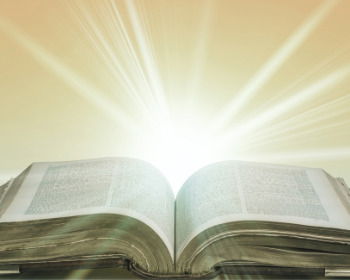 16 versículos sobre el Dios YO SOY