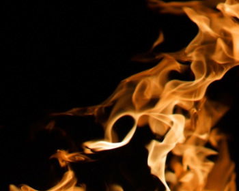 13 versículos sobre el fuego de Dios