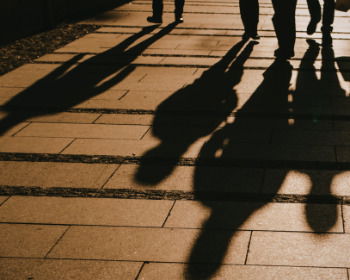 15 versículos sobre la influencia de las amistades (las malas compañías corrompen)