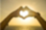 Significado de amor na Bíblia: a principal virtude entre as relações (Estudo Bíblico)