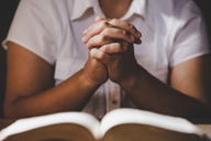 Deus pode abrir portas de emprego? (Reflexão Bíblica)